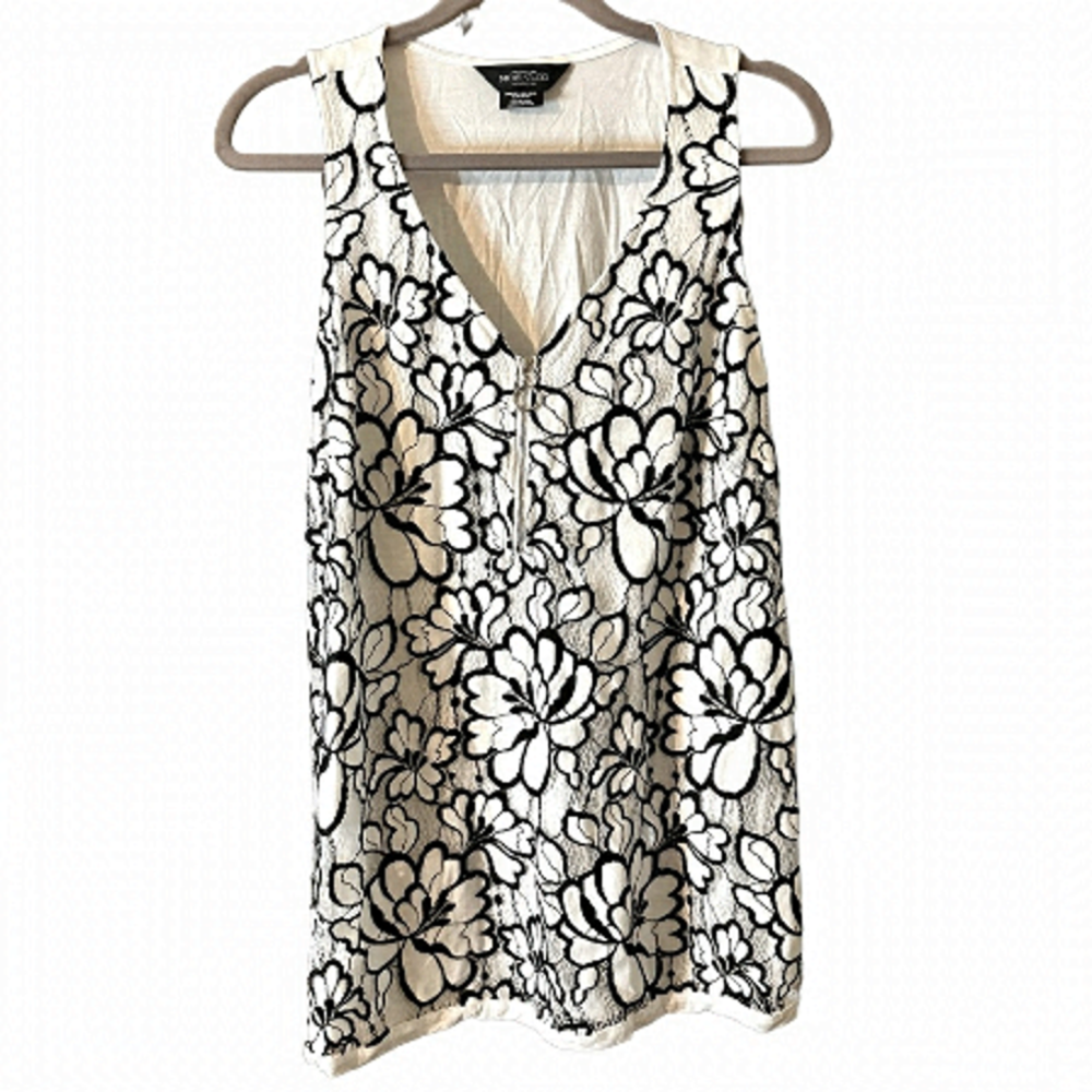 Michel Studio Women’s White Black Lace Floral Zipper Front Tank Top 1X